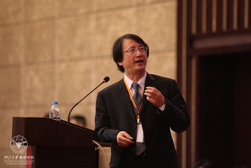 体育外围平台APP常务副校长吴朝晖_副本_副本.jpg