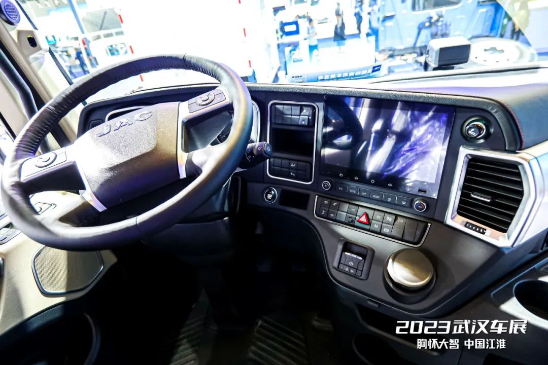 10165800elc2.jpg 10165800elc2.jpg